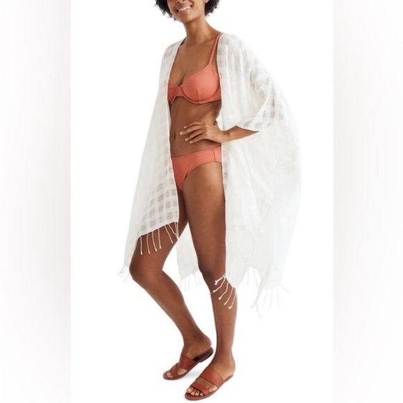 Madewell Beach Cape Wrap - Picture 3 of 6